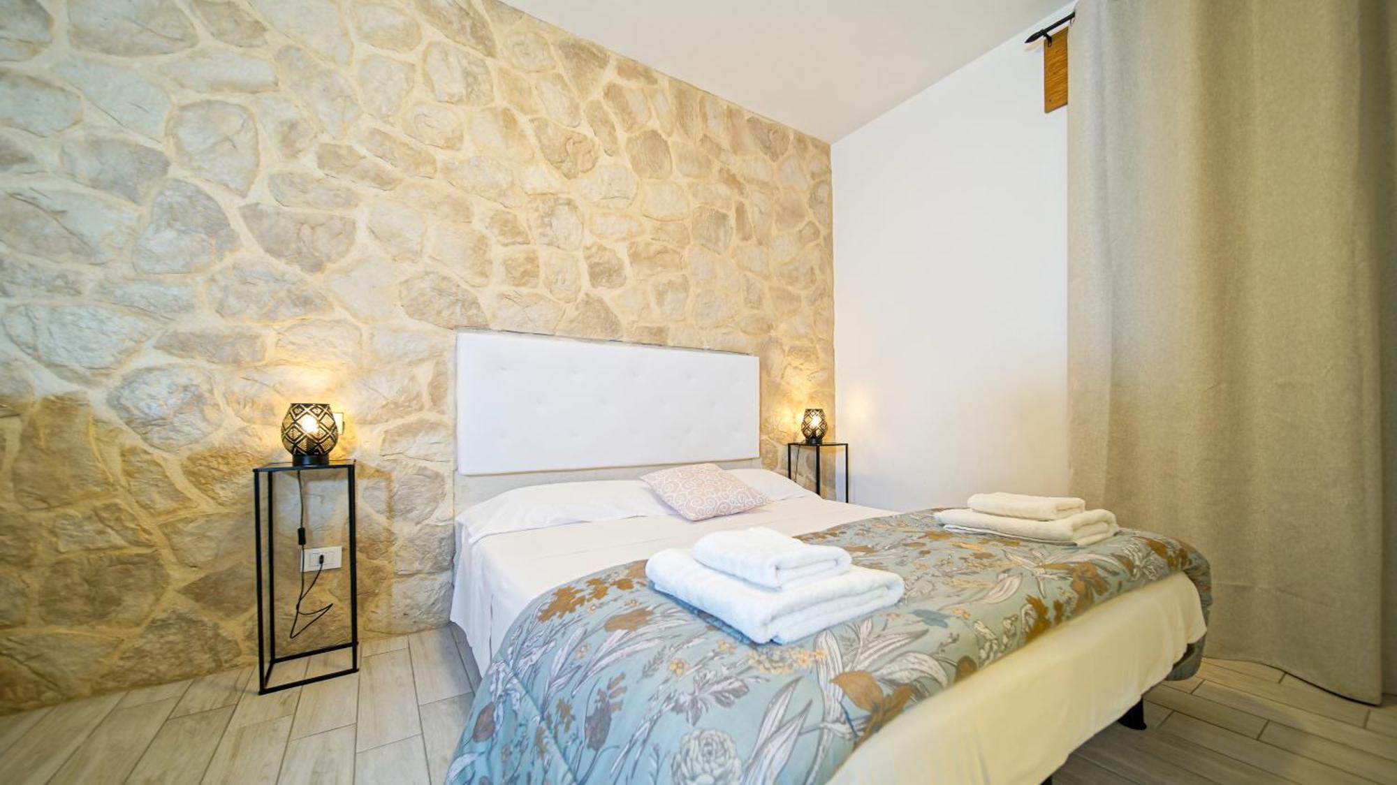 Langolo Di Laura Borgo Roma Destiny Home 3 Verona Eksteriør billede